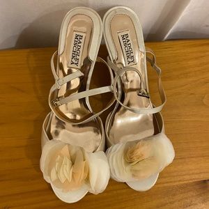 Badgley Mischka size 9.5 ivory heels